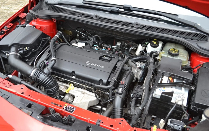 Opel Astra cena 26800 przebieg: 178241, rok produkcji 2011 z Dąbrowa Górnicza małe 254